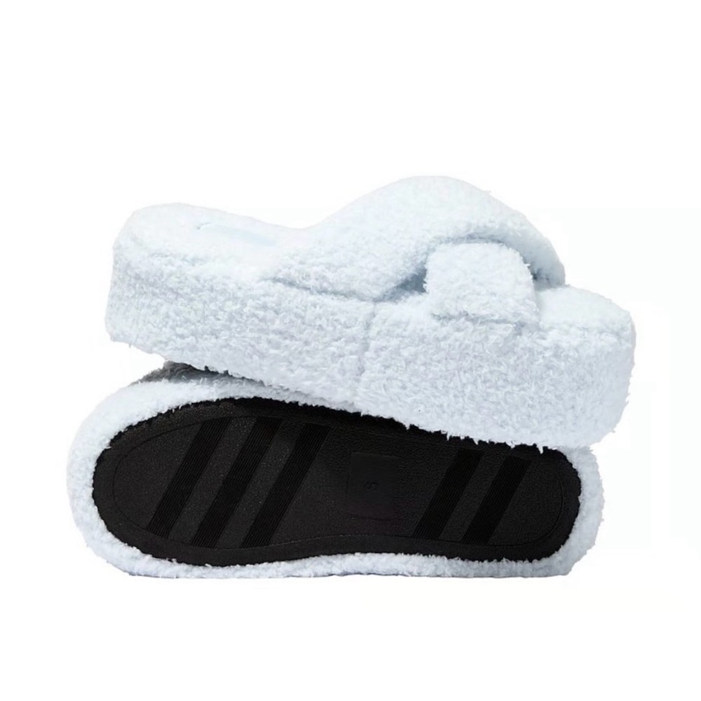 Victoria's Secret blue Plush Slippers
